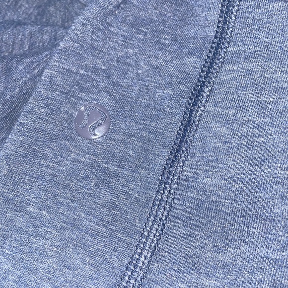 Lululemon - Picture 4 of 6